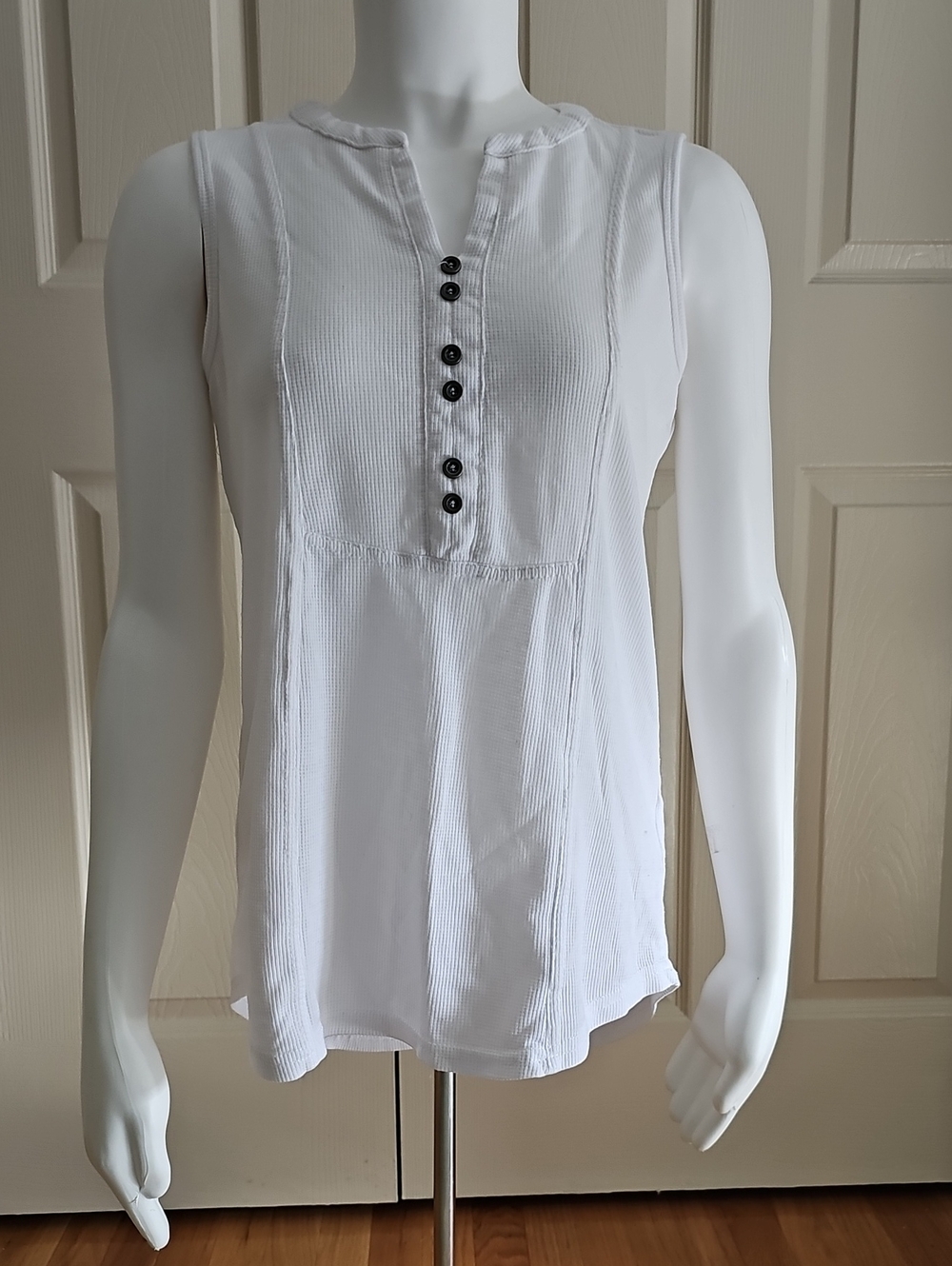 Jane and Delancey White Ribbed Henley Tank with Contrast Buttons